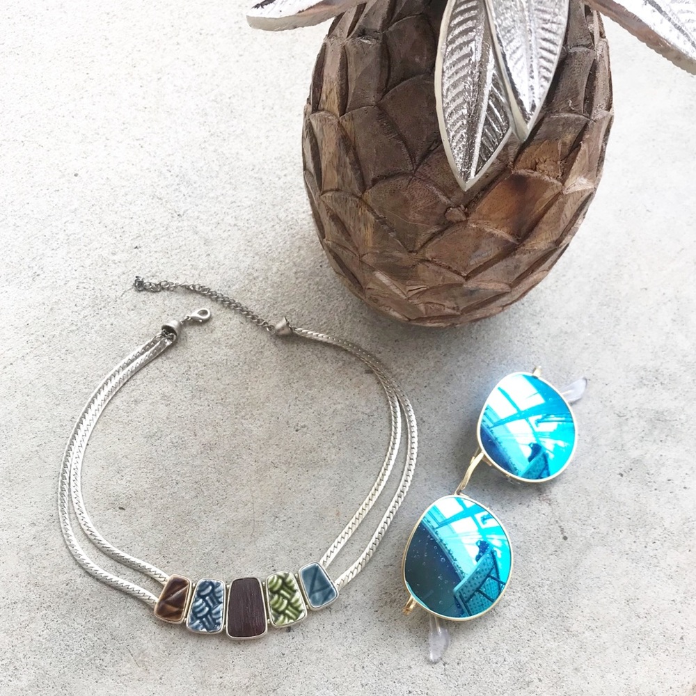 Multi Color Tarnished Metal Necklace | 0072